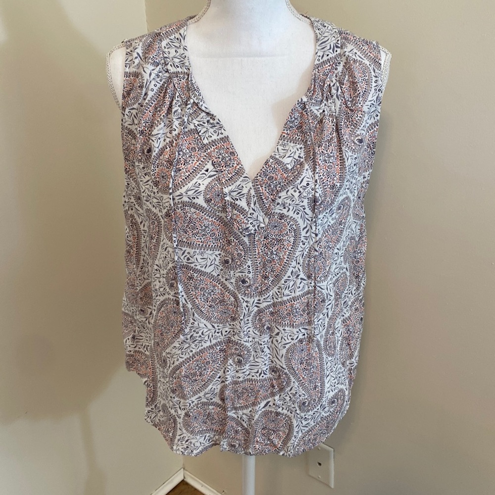 🛍Old navy V Cut Tank